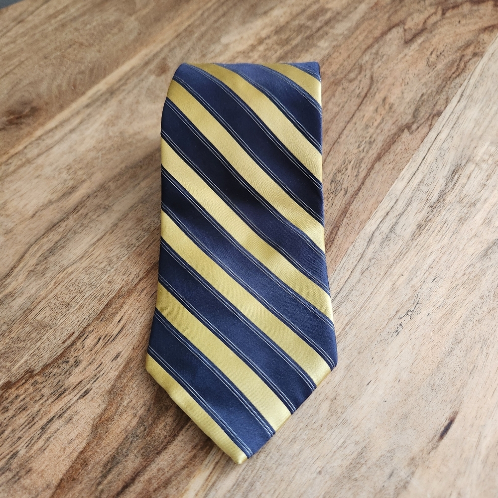 Vintage Blue and Yellow Paul Fredrick 100% Italian Silk Tie Made in the USA